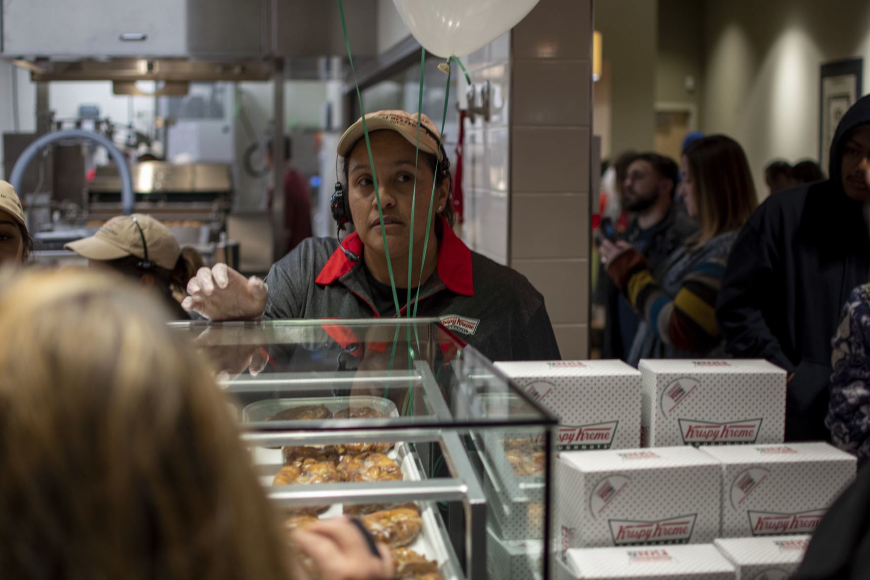 121019 Krispy Kreme Opening 08.jpg